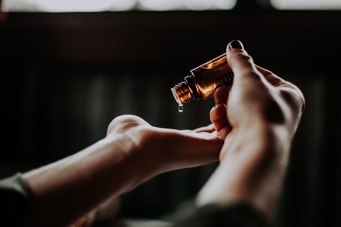 Palette Perfection: Mastering Scent Harmony